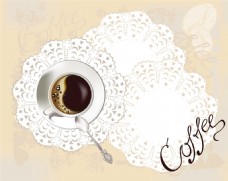 咖啡杯蕾丝垫上的一杯咖啡图片