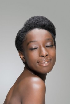 模型黑人模特妩媚造型图片