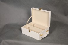 礼品包装高档白色皮制酒盒外包装礼品盒图片