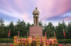 毛泽东铜像广场