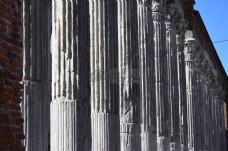 罗马建筑石柱